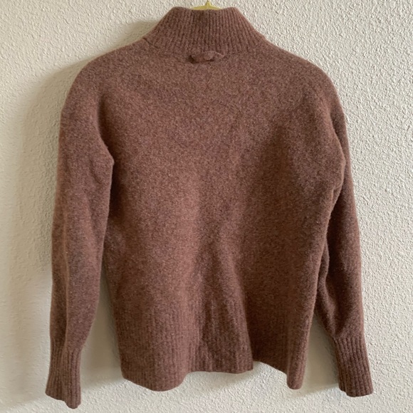 EverlaneTurtleneck Sweater Brown 🌴 - Picture 2 of 7